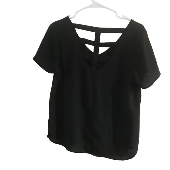 Lily White Black Short Sleeve Blouse Size Medium - Picture 2 of 7